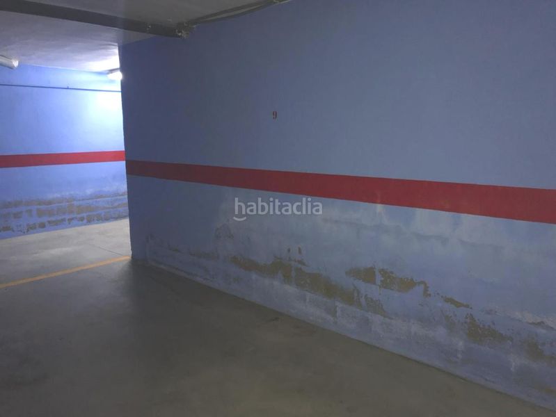 Foto b6639d72-60c2-4c8f-ac77-1afc89ba8384. Aparcament cotxe a Ceutí