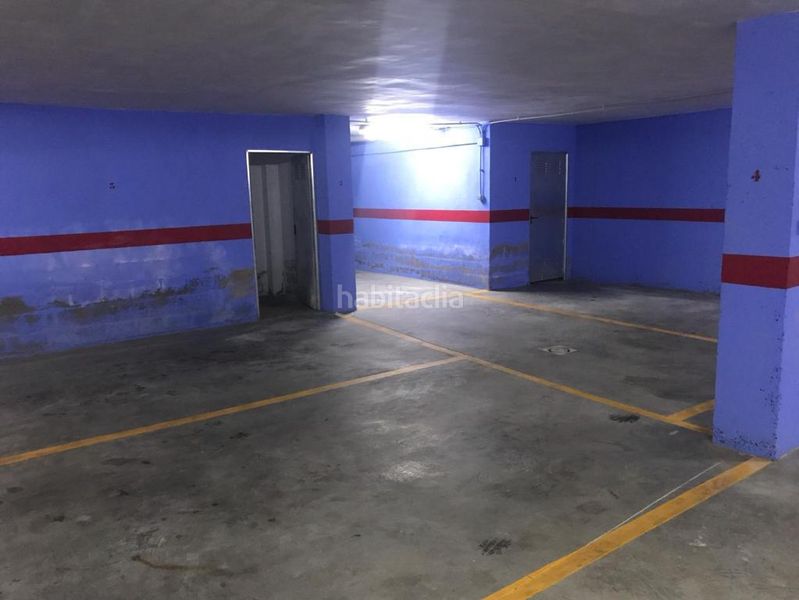 Foto f324ddf3-cd16-4f48-a8e5-91224f51c5cf. Aparcament cotxe a Ceutí