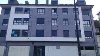 Autoparkplatz  Av constitución. Solvia inmobiliaria  garaje sotrondio