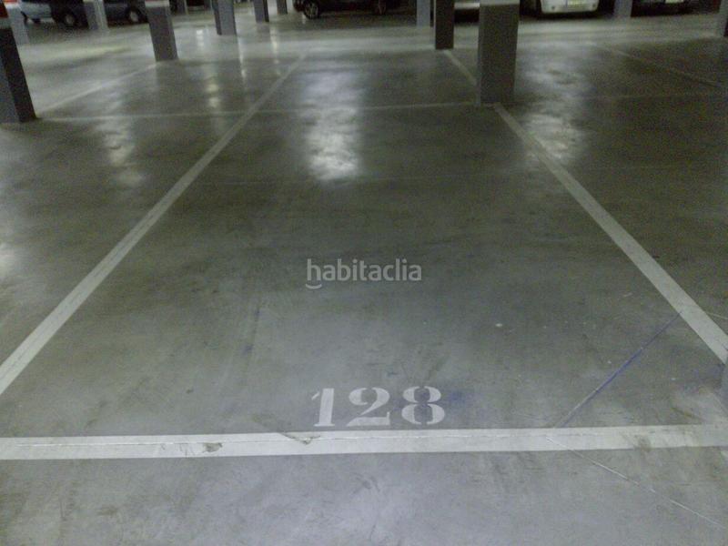 Foto 5637a4aa-cf0a-4938-9486-66cbfef6d8ea. Autoparkplatz in El Quiñón Seseña