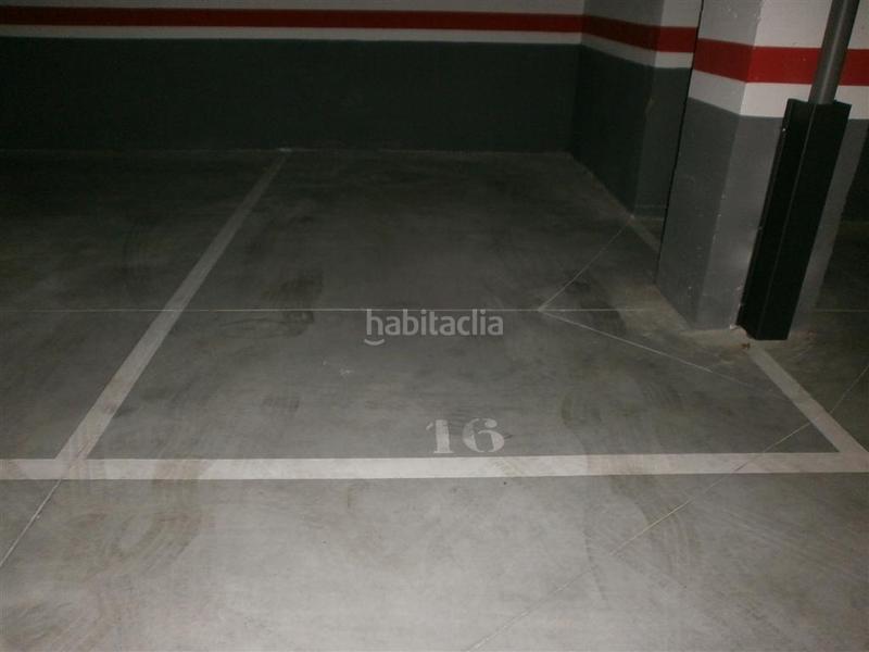 Foto 1d9f3149-303f-46a9-9d15-492e5811f42a. Autoparkplatz in El Quiñón Seseña