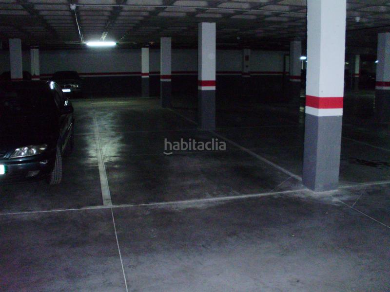 Foto ae0efc5f-aa7c-44c4-80b8-a242cd85bb3a. Autoparkplatz in El Quiñón Seseña