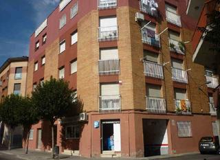 Aparcament cotxe  Av. barcelona. Solvia inmobiliaria  garaje santa perpètua de mogoda
