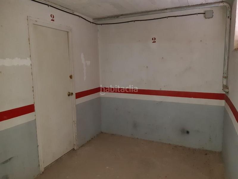 Foto 987b4728-7260-47bc-8a75-7ec179ed1905. Car parking in Parc Bosc-Castell Figueres