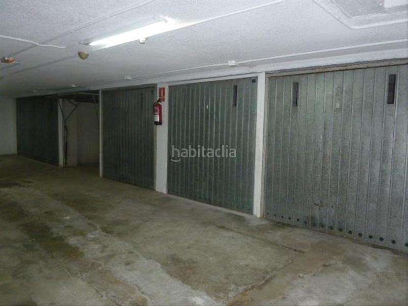 Foto a091262d-9966-44ce-8512-c8500a7398a4. Aparcament cotxe a Zizurkil