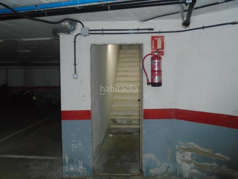 Foto 69abbde2-6506-4cff-a907-3189fdc1261c. Parking voiture dans Centre Vendrell (El)