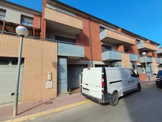 Chalet  C/ 11 de setembre. Solvia inmobiliaria  casa torres de segre