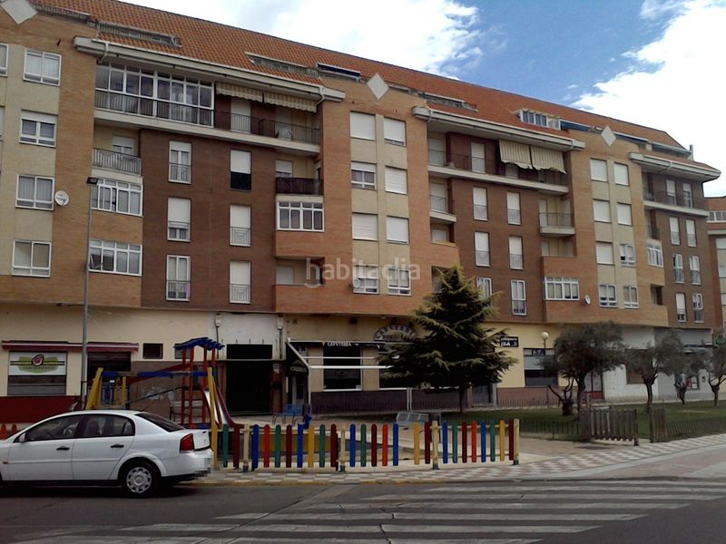 Foto 627ff814-fe9e-41d3-a7be-d74176e652f3. Pis a Benavente