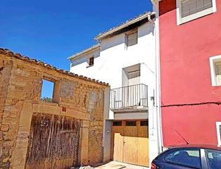 Casa aparellada  C/ san juan alta. Solvia inmobiliaria  chalet adosado ballobar
