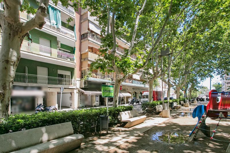 Foto 7fac6097-ceb9-4a42-9874-6c8bb55c7e3f. Aparcament cotxe a Centre Castelldefels