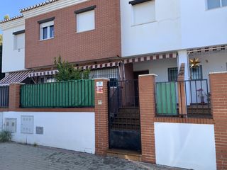 Casa aparellada a Ur Los Llanos