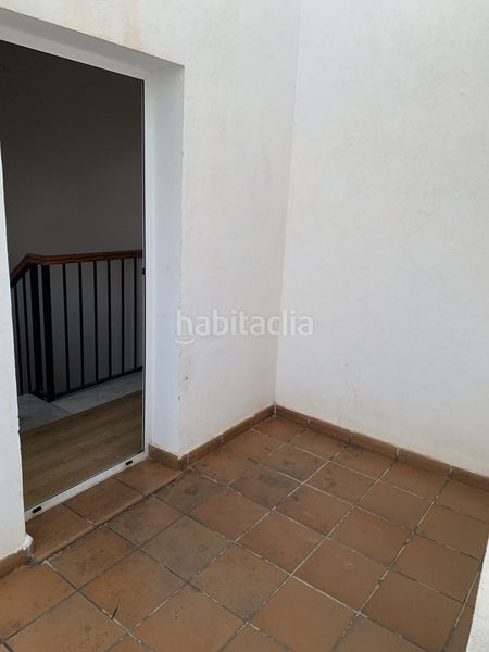 Foto 70d489a4-75e4-4105-ad64-07d5e6d8c87a. Casa aparellada a Atarfe