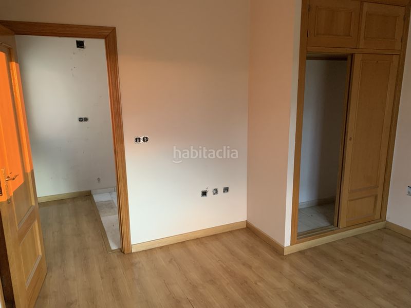 Foto 9f337f3c-0358-47f5-b8b7-cabd3c3e955a. Casa aparellada a Atarfe