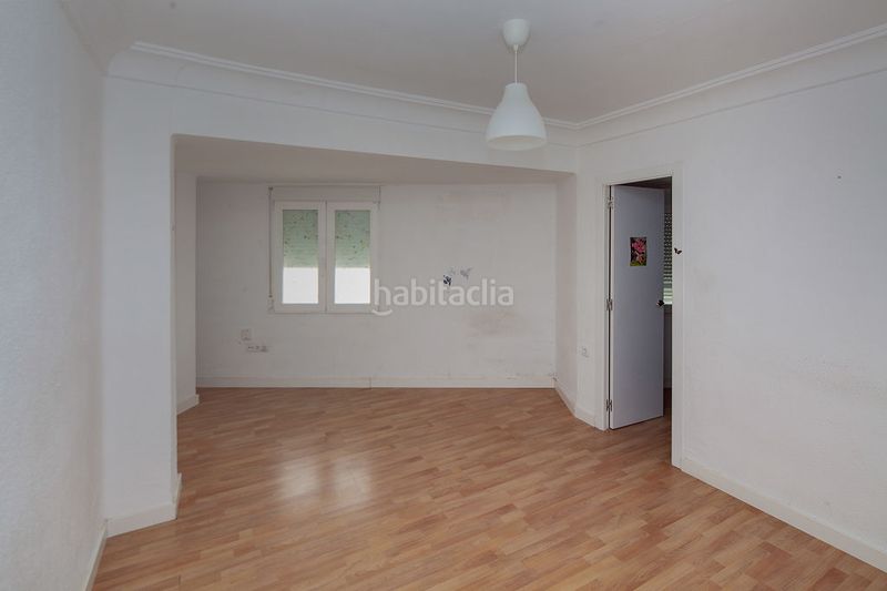 Foto 6a27cd53-e7e1-419e-a94a-d0eff9ed4737. Pis a Mont Olivet Valencia