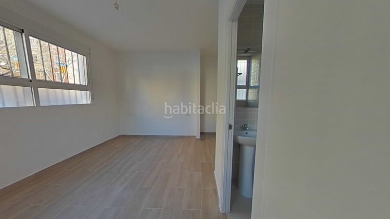 Foto c254ee99-e09a-44fd-8d98-1b1fb8d1853e. Pis a Tres Forques Valencia