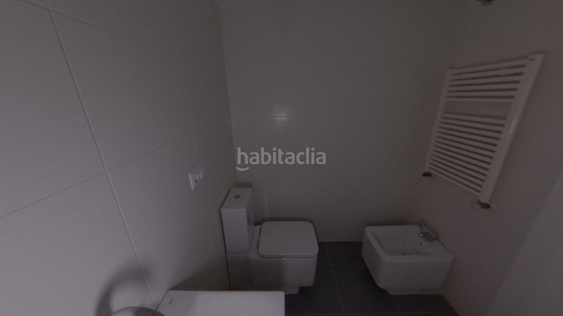 Foto 0d959013-aa1b-4f42-941e-497dff55aba4. Àtic amb aparcament a Russafa Valencia