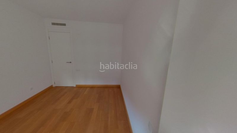Foto 11ae77b4-ab33-489e-b977-763b5f64d4ac. Àtic amb aparcament a Russafa Valencia