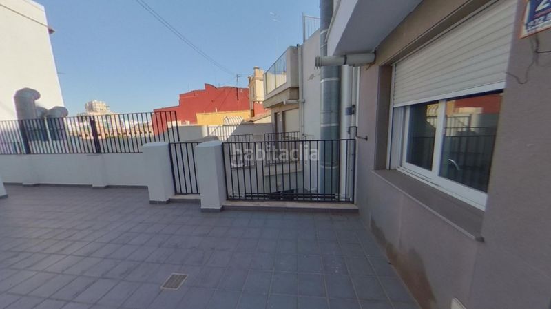 Foto 66d37f5f-d876-4e3d-9d51-f21d2154bdaa. Àtic amb aparcament a Russafa Valencia