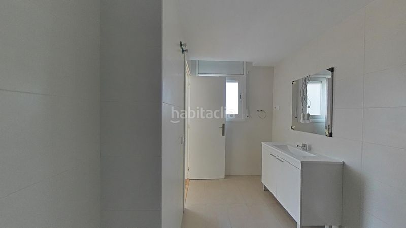 Foto 52379f6d-686b-4236-8d27-4c35e88b765b. Pis a Zona Esportiva Terrassa