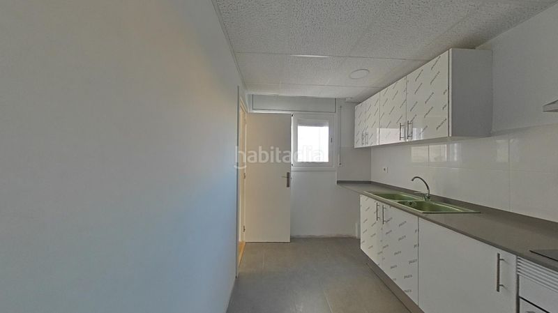 Foto 5e65ef17-ffbf-486e-8e57-ccaabf18c132. Pis a Zona Esportiva Terrassa