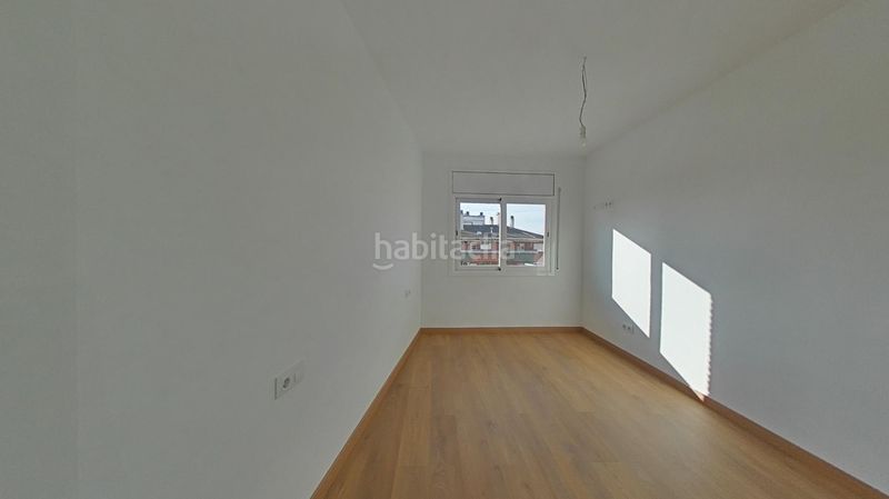 Foto 941df13e-c1bb-47e6-95d8-bdbadea25634. Pis a Zona Esportiva Terrassa