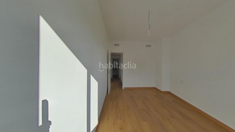 Foto 955cd2d2-2d0a-4377-91db-4402869514e0. Pis a Zona Esportiva Terrassa