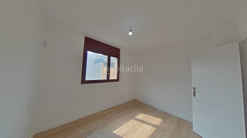 Foto c1433d01-9e53-4d6e-9f0a-55ced57ff4fb. Pis a Centre Mollet del Vallès