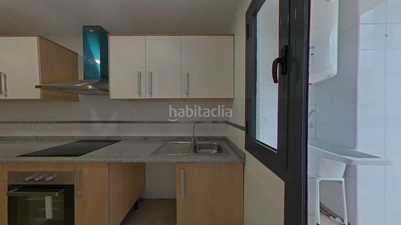 Foto bd2b05f3-f4a2-4532-8457-db1ff4bd5716. Pis a Centro Urbano Vila Joiosa (la)