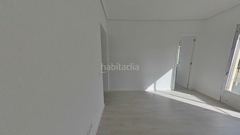 Foto fd08e466-552d-40aa-9458-26b5973dbf17. Pis amb calefacció a Quintana Madrid