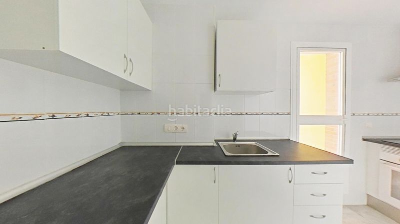 Foto 00f10210-2ef8-458b-8601-bb17ca69d766. Apartament amb aparcament a Urbadiez - Entrepuentes Sevilla