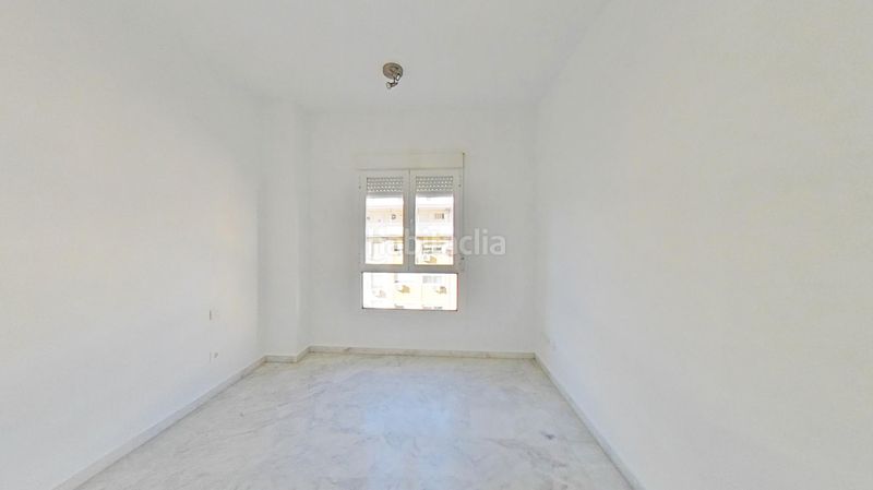 Foto 2870be21-1148-474b-8a5b-bb2972f0574e. Apartament amb aparcament a Urbadiez - Entrepuentes Sevilla