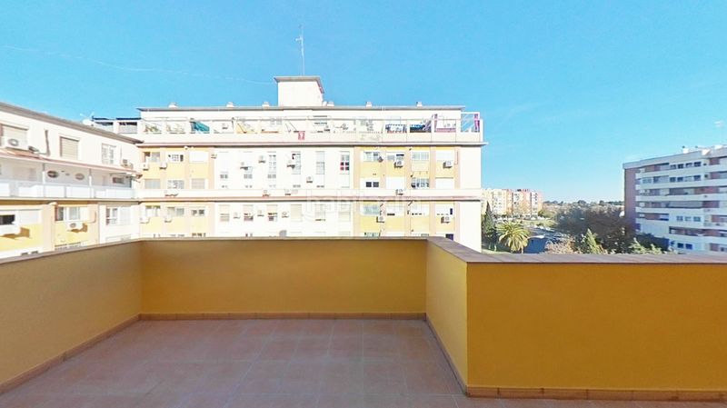 Foto 6751e087-1d78-42df-921a-64f4ec3033a6. Apartament amb aparcament a Urbadiez - Entrepuentes Sevilla