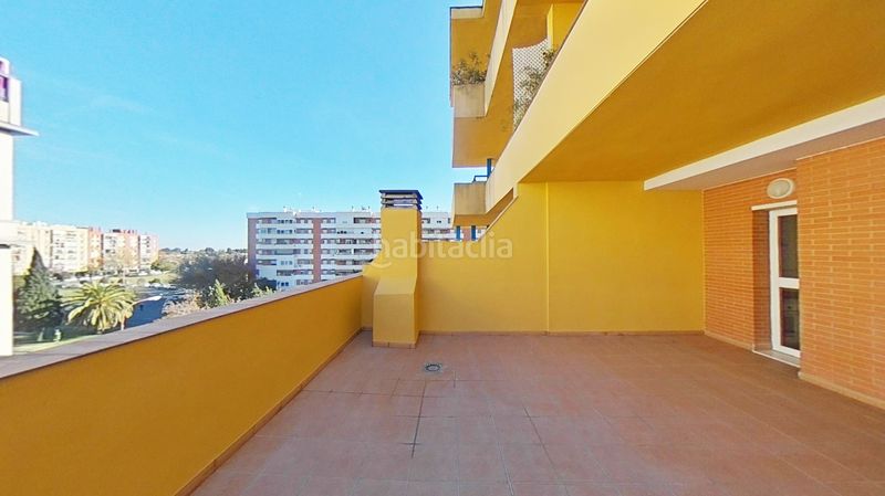 Foto a1cce92e-8882-4d19-889d-fc31b7ae4114. Apartament amb aparcament a Urbadiez - Entrepuentes Sevilla