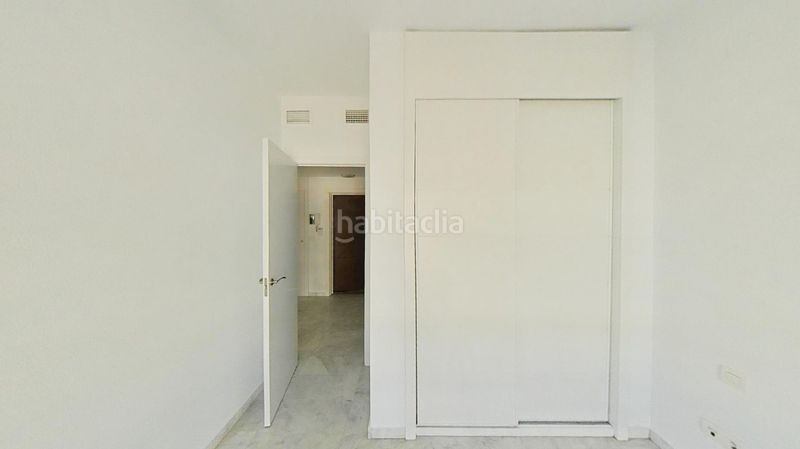 Foto aab45e67-6be4-416e-b636-b68d70841f51. Apartament amb aparcament a Urbadiez - Entrepuentes Sevilla