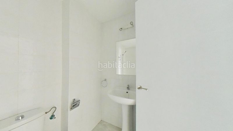 Foto aae291be-5d8e-481d-8f78-228a1eebb559. Apartament amb aparcament a Urbadiez - Entrepuentes Sevilla