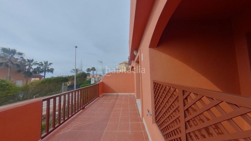 Foto 5d4e86dd-314b-48d7-aac0-9dca22d9ca87. Àtic amb aparcament piscina a Buenas Noches Estepona