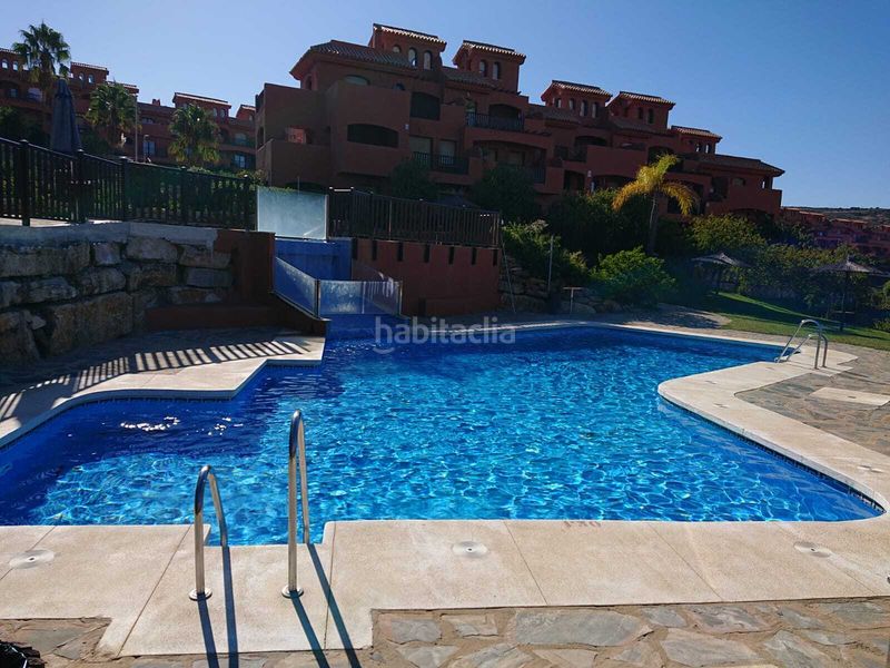 Foto a99ab43c-e549-4747-9d8c-d7c448197601. Àtic amb aparcament piscina a Buenas Noches Estepona