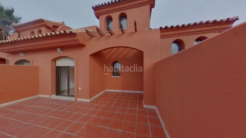 Foto b50d7c34-4e0f-406c-ab31-8f885d6afc9e. Àtic amb aparcament piscina a Buenas Noches Estepona