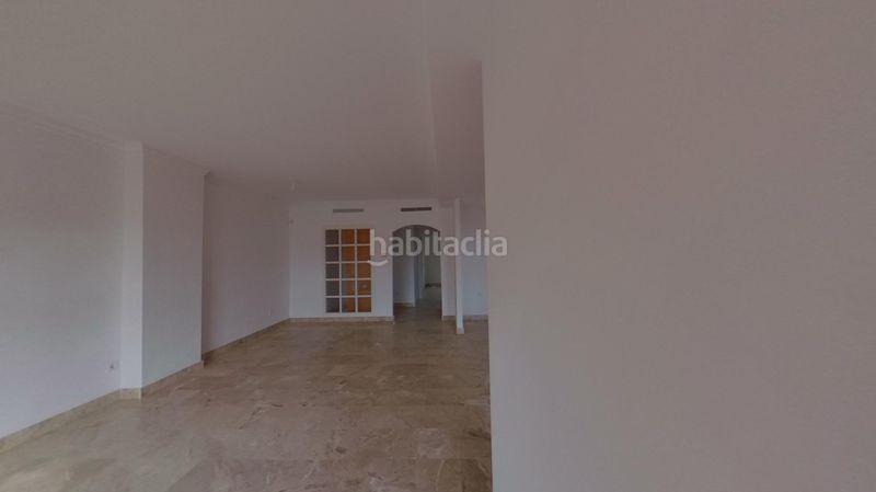 Foto da0e2d50-2ee0-480b-9636-148dcf237b00. Àtic amb aparcament piscina a Buenas Noches Estepona