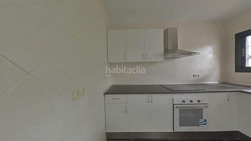 Foto ddf7693c-8182-4c80-aec6-546a738ed1ab. Casa aparellada a Calahonda Mijas
