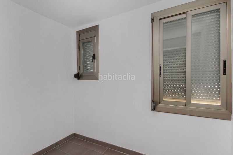 Foto 7d93f6f3-407d-4596-85c0-f536db497798. Pis a El Camp de l´Arpa del Clot Barcelona