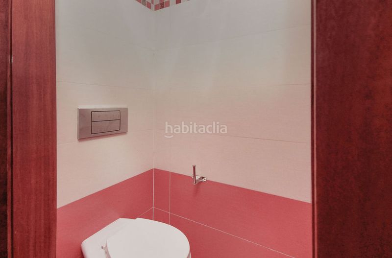 Foto d24366f0-eb45-4187-97dc-e20a8994e89f. Pis a El Camp de l´Arpa del Clot Barcelona
