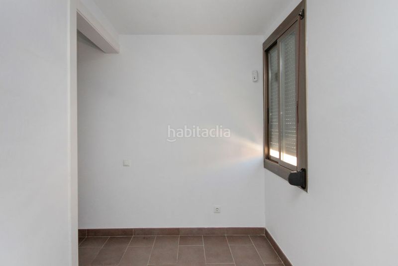 Foto f56ef6c8-cb75-4f5b-9003-8c71beb7603f. Pis a El Camp de l´Arpa del Clot Barcelona