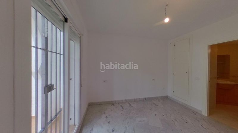 Foto 5a578309-2cbd-4fce-9a60-85971334f52e. Pis amb aparcament piscina a Calahonda Mijas