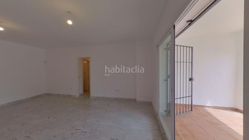 Foto 5c8d3ec4-f755-4967-8cf9-7ab305984f13. Pis amb aparcament piscina a Calahonda Mijas