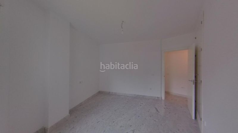 Foto 87f39161-b610-4856-a2a5-03fc8a232651. Pis amb aparcament piscina a Calahonda Mijas
