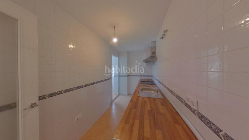 Foto b311a48e-128b-437a-8b09-36369e17278b. Pis amb aparcament piscina a Calahonda Mijas