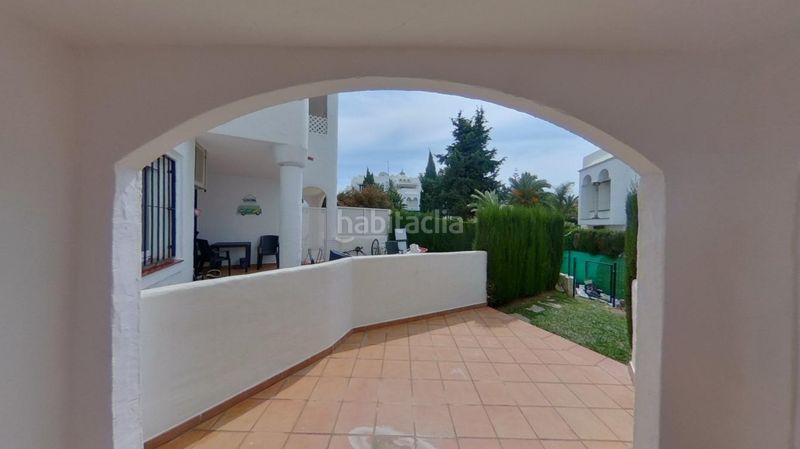 Foto c201d469-9fdb-4188-976e-4e296b1f61d2. Pis amb aparcament piscina a Calahonda Mijas