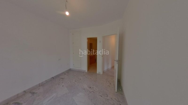 Foto caf583df-f743-4057-bf91-555424e542b5. Pis amb aparcament piscina a Calahonda Mijas