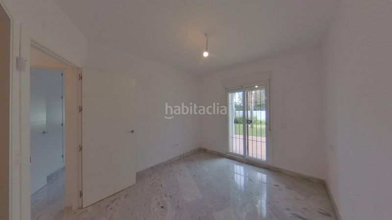 Foto dfe22ca6-3258-4871-b3a4-a6c5c95821d0. Pis amb aparcament piscina a Calahonda Mijas